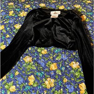 Rare Editions Black Velvet Crop Jacket. Size 5. $8.00